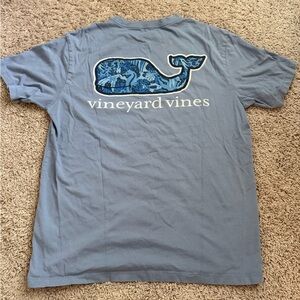 Vineyard Vines T-shirt